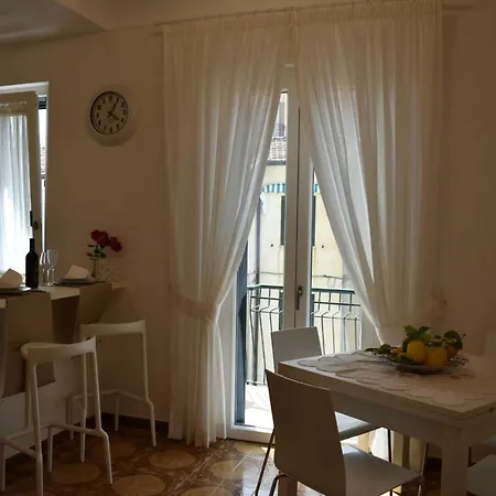 La Casa Di Zeffiro * Maiori
