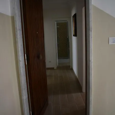 Apartment La Casa Di Zeffiro